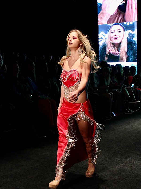 sofia jirau modelando